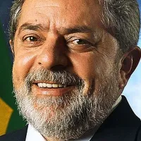 Preşedintele Lula da Silva foloseşte "morcovul și bățul" cu armata Braziliei, pro-Bolsonaro - Foto:  Ricardo Stuckert/Presidência da República, Wikipedia
