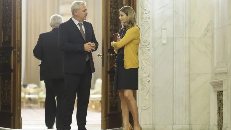 Dragnea își plătește bine supușii. Foto Inquam Photos/Octav Ganea