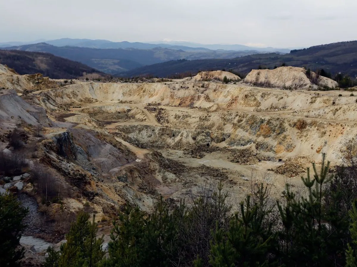 Gabriel Resources este executată silit de ANAF. Are datorii uriaşe, de peste 10 milioane de euro