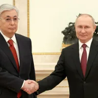 Putin și găsit un aliat. Noul președinte al Kazahstanului, Kasîm-Jomart Tokaev, în vizită la Moscova. / Foto: Profimedia