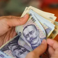 Cheltuielile unei gospodării au ajuns, în medie, la 4.627 lei/lună. / Foto: playtech.ro