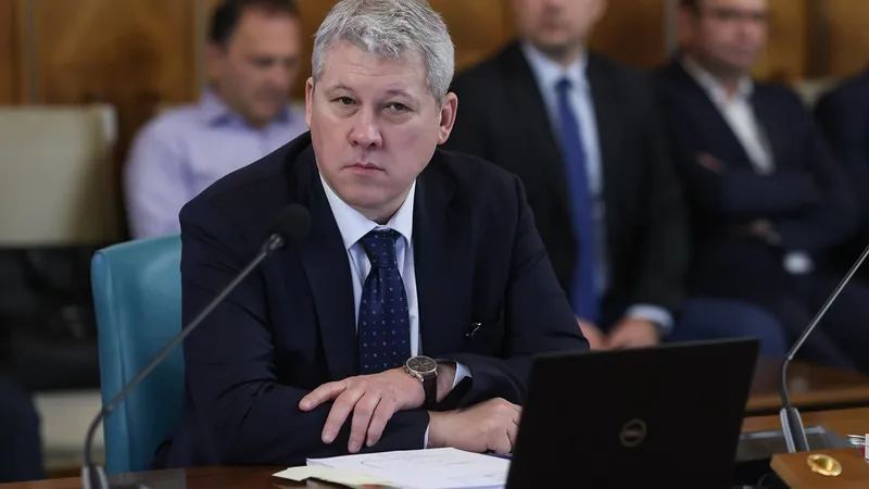 Cătălin Predoiu, premier interimar Foto: INQUM PHOTOS/Sabin Cirstoveanu