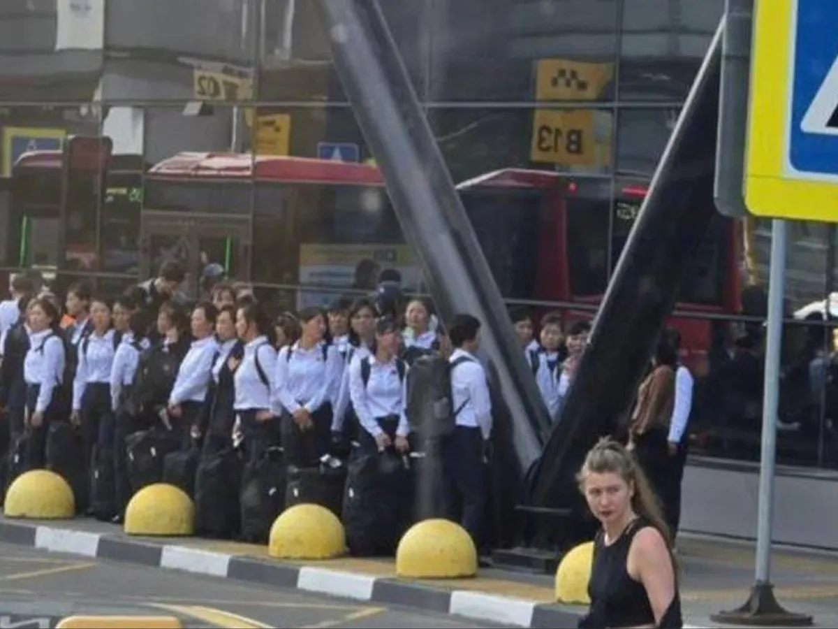 Kim Jong-un a trimis brigăzi de muncitoare în Rusia. Ca să nu „dezerteze”, le-a confiscat documentele -  Foto: Profimedia Images (imagine cu  rol ilustrativ)