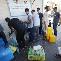 Netanyahu a dat drumul la apă în Fâșia Gaza, după șapte zile de blocare - Foto: Profimedia Images