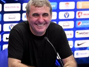 Hagi l-a ofertat pe antrenorul cu care vrea să se înlocuiască la Farul! Cine este și ce obstacol se află în calea mutării