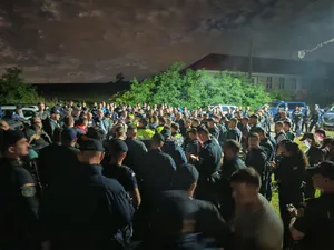 Mobilizare de amploare în Mureș. Poliția îl caută pe bărbatul care și-a ucis iubita de 23 de ani - Foto: Poliția Română