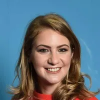 Voiculescu și-a numit șefa de cabinet, Alexandra Tămaș, în funcția de vice al Agenției Naționale a Medicamentului/FOTO: Facebook/Alexandra Tămaș