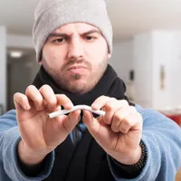 Cum să elimini definitiv mirosul de țigară din apartament? Trucul acesta dă rezultate uimitoare - Foto: Profimedia images - Caracter ilustrativ