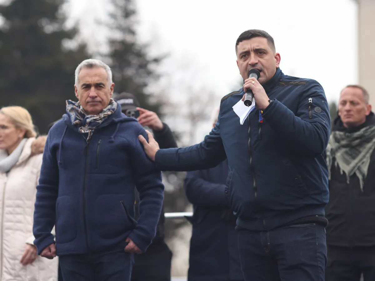 Călin Georgescu și George Simion - Foto: INQUAM PHOTOS / Octav Ganea