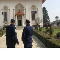 Jandarmii patrulează în zona Mănăstirii Cernica Foto: Jandarmeria Românî