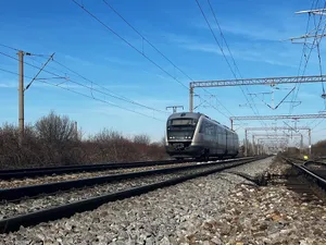 Un tren a accidentat mortal o persoană - Foto: CFR Infrastructura (cu rol ilustrativ)