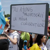Sindicaliștii din educație vor să boicoteze începutul de an școlar. Proteste masive în Capitală - Foto: Profimedia Images