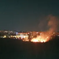 Incendiu de vegetaţie în Parcul IOR - Foto: FacebooklChesaru Razvan