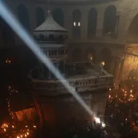 Ce este Lumina Sfântă de la Ierusalim - Foto: Profimedia Images - cu rol ilustrativ