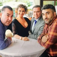 Anamaria Prodan, Laurențiu Regekampf și interlopii Calu Boc și Bebe Cămătaru Foto: Fanatik