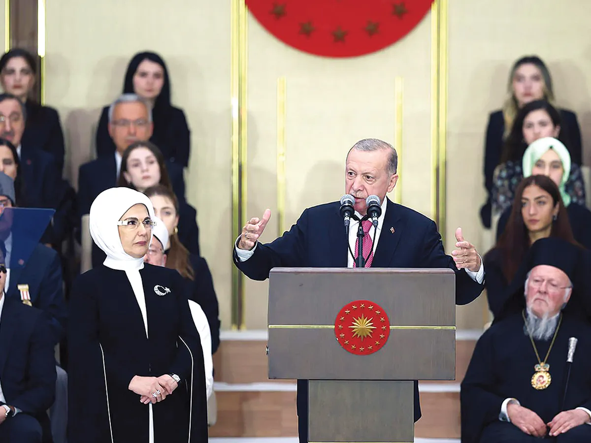 Recep Tayyip Erdoğan a încarcerat oponenți politici, jurnaliști și activiști civici, a închis sau preluat instituții media, și-a constituit o camarilă în jurul propriei familii - Foto: Profimedia Images