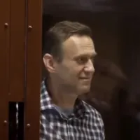 Opozantul Aleksei Navalnîi a fost închis cum a ajuns înapoi la Moscova. Sursă imagine: Facebook