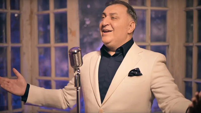 Vali Vijelie zice că are doar opt clase. „Când eram copil îmbrăcam haine noi o dată pe an, de Paște” / youtube