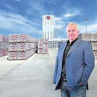 „Ne dorim ca oamenii să trăiască sănătos, în case frumoase și eficiente din punct de vedere energetic”