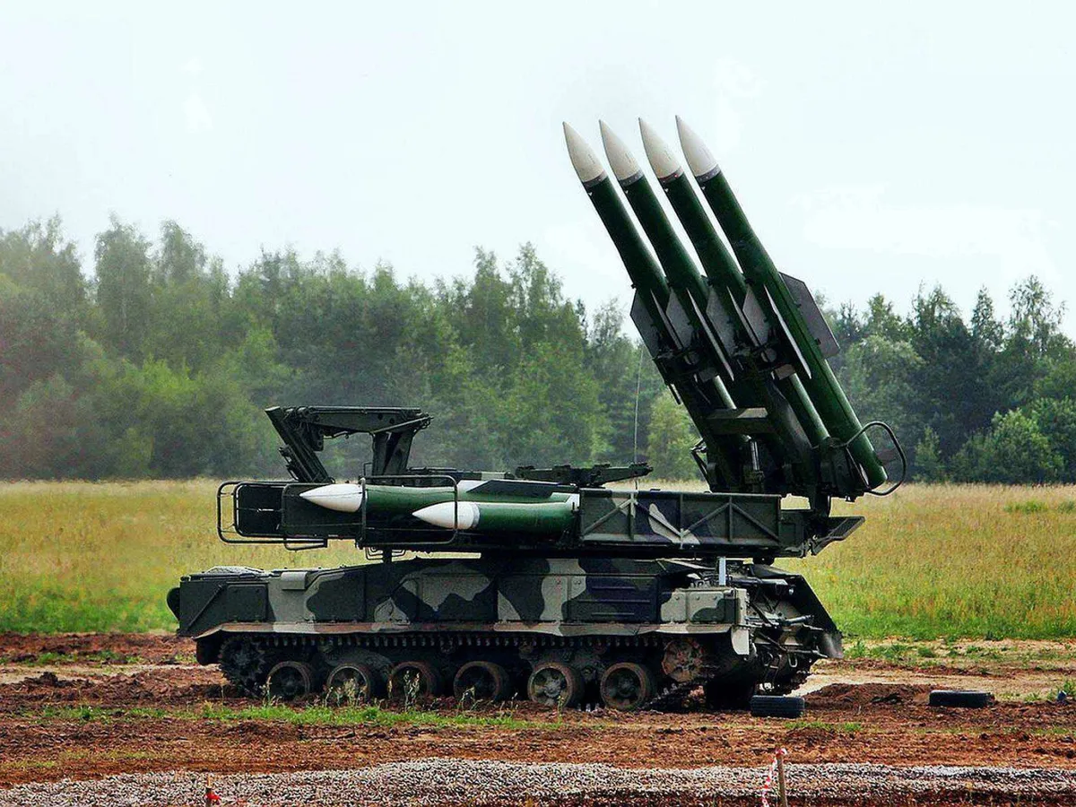 Convoi de rachete cu capacitate nucleară Iskander spre granița Rusiei cu Finlanda /foto: militarymagazine