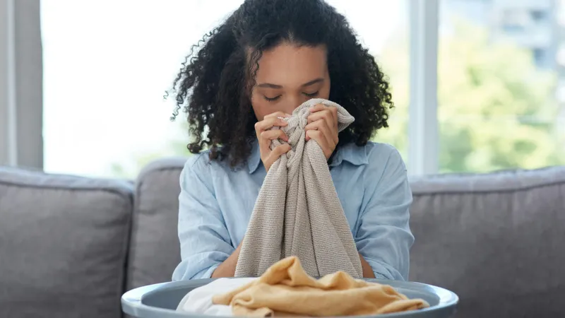 Produsul din bucătărie pe care-l putem folosi ca balsam de haine. Scoate mirosul, elimină bacteriile - Foto: Profimedia Images (imagine cu rol ilustrativ)
