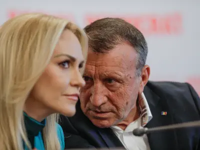 Paul Stănescu i-a luat scaunul Gabrielei Firea la PSD București - Foto: INQUAM PHOTOS / George Călin