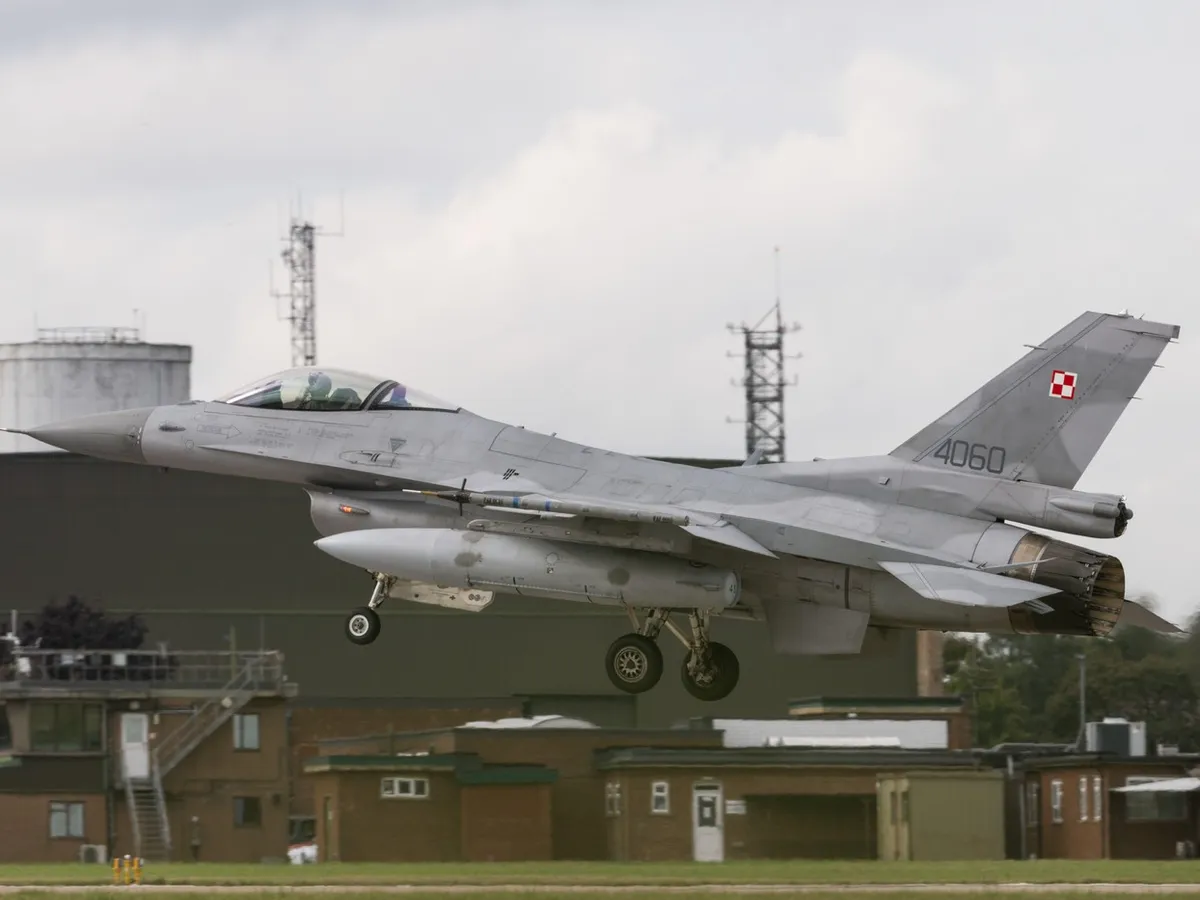 Avioane de luptă poloneze, ridicate pentru apărarea spațiului aerian după un atac rusesc în Ucraina - imagine cu rol ilustrativ Foto: profimediaimages.ro
