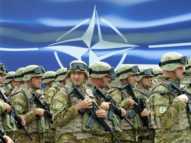 Rusia avertizează asupra riscului ridicat de confruntare militară cu NATO/foto: week uk