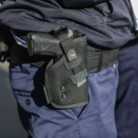 Un polițist din Roman s-a sinucis în timpul serviciului. A folosit arma din dotare Foto: Profimedia Images (fotografie cu caracter ilustrativ)