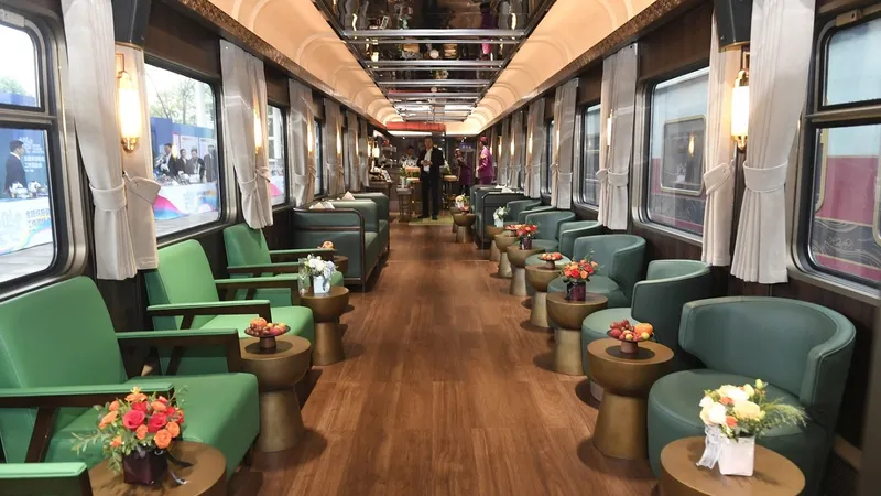 Ce sunt „Trenurile argintii” pentru pensionari