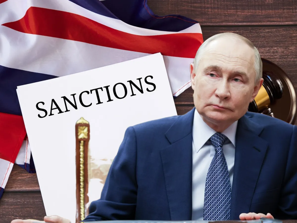 Marea Britanie lovește „flota fantomă” a Rusiei cu sancțiuni uriașe. Putin, „sugrumat” economic - Foto: Profimedia images