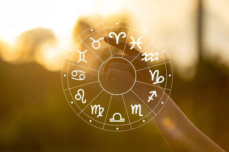 Horoscop - Foto: Magnific