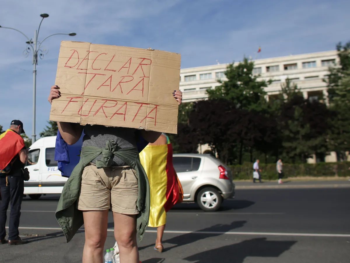 Protest în fața Guvernului. FOTO: Inquam Photos - Octav Ganea
