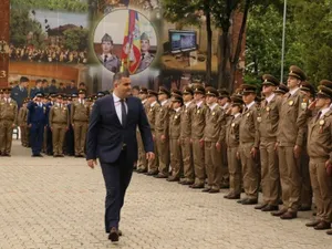 Ministrul Leș a aprobat retragerea lui Loțan/FOTO: Facebook.com