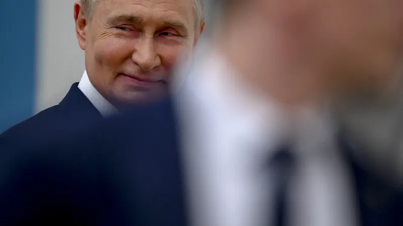 Putin, în timpul vizitei lui Viktor Orban, la Moscova, pe 5 iulie 2024 - Foto: Profimedia Images