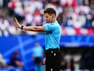 Euro 2024. Cine arbitrează meciul Slovacia - România? Ce meci arbitrează Istvan Kovacs - Foto: Profimedia Images