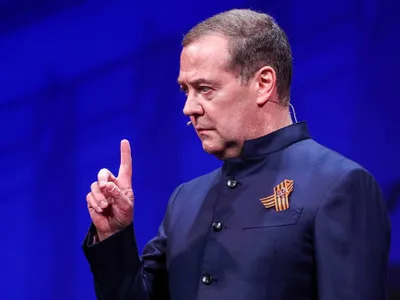 Medvedev cere Statelor Unite să-l asasineze pe Zelenski și îi spune lui Trump cum să facă asta
