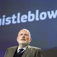 Foto: Frans Timmermans, unul dintre principalii promotori ai directivei avertizorilor