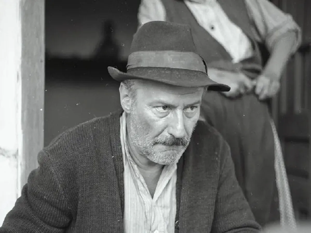 Victor Rebengiuc în „Moromeții”