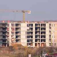 50% dintre români ar avea încredere să construiască o casă cu materialul de zidărie cu cea mai mică amprentă de carbon,mai ales tinerii sub 44 ani - Foto: INQUAM PHOTOS/ Virgil Simionescu