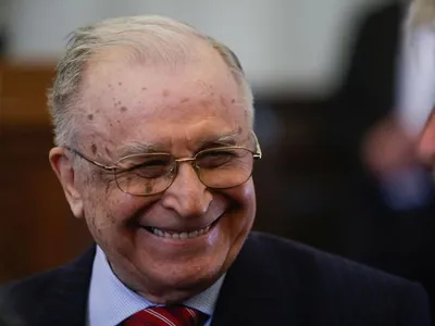 Ion Iliescu l-a supărat pe Liviu Dragnea. Foto Inquam Photos/George Călin