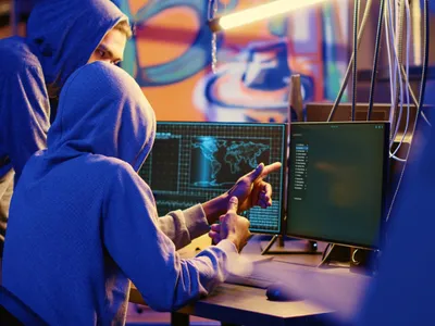 Hackerii reușesc să spargă telefonul prin contul de Whatsapp - Foto: Freepik (rol ilustrativ)