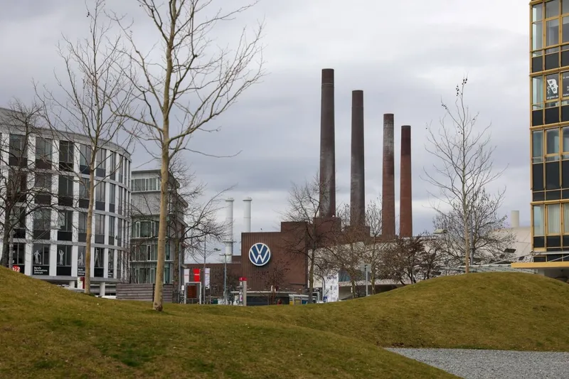 Uzina Volkswagen din Wolfsburg, Germania, unde este cartierul general VW Gruppe - Foto: Profimedia Images