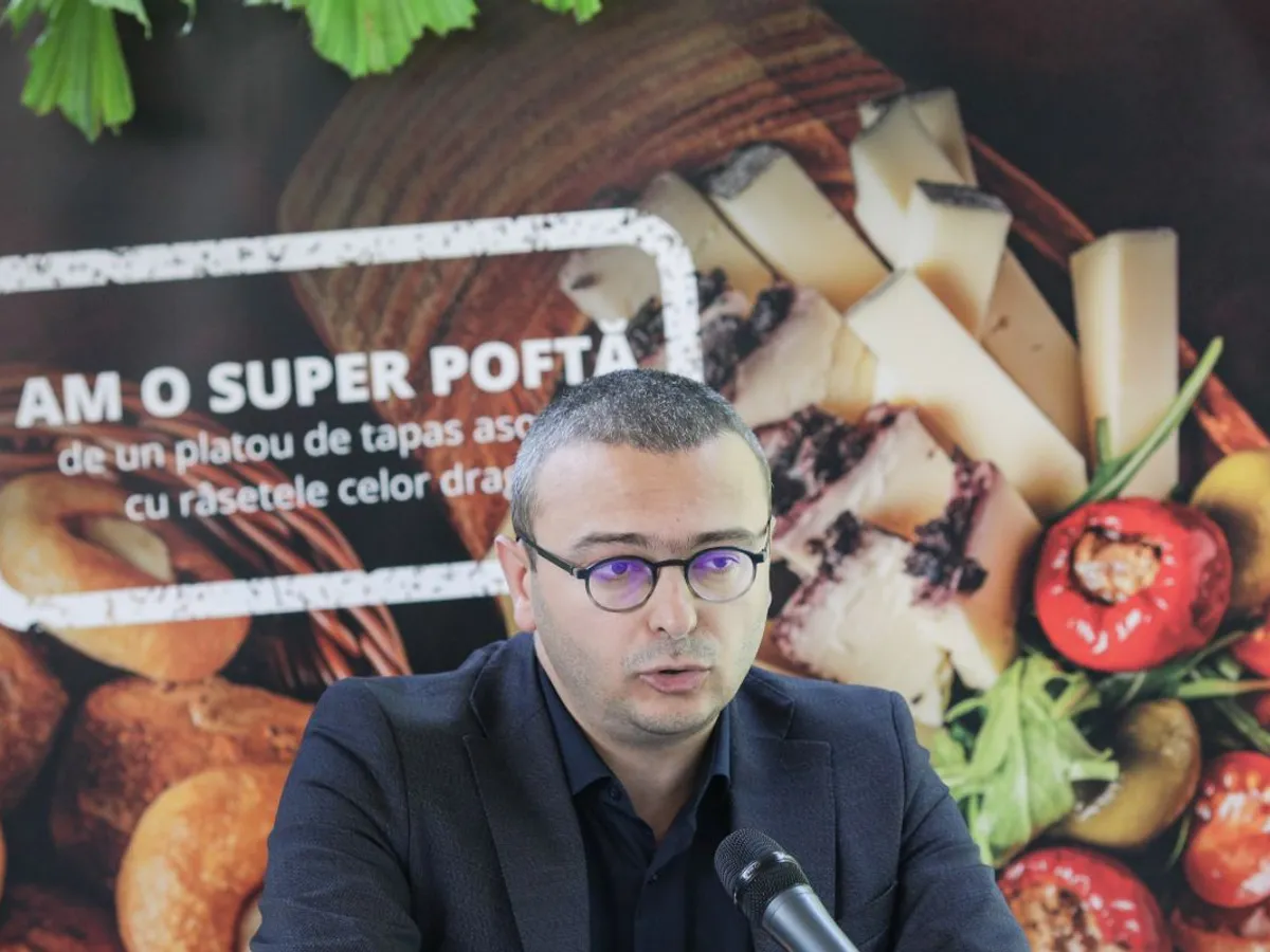 Economistul Iancu Guda, la o conferinţă de presă privind HoReCa - Foto: INQUAM PHOTOS/Octav Ganea