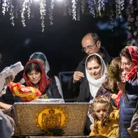 53.000 de oameni așteaptă să se închine la racla Sfântei Parascheva. Rândul se întinde pe 6 km - Foto: Inquam Photos / Casian Mitu
