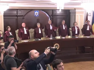 Ședință solemnă la CCR. Nicușor Dan, validat președinte al României - Foto: captură CCR
