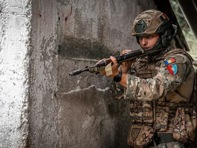 Arma Română caută rezerviști voluntari. Oferă 1.200 lei pe lună chiar dacă stai acasă - FOTO: MApN/Facebook