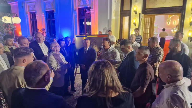 Mohammad Murad în centrul petrecerii - Foto: FB / Silviu Gurlui