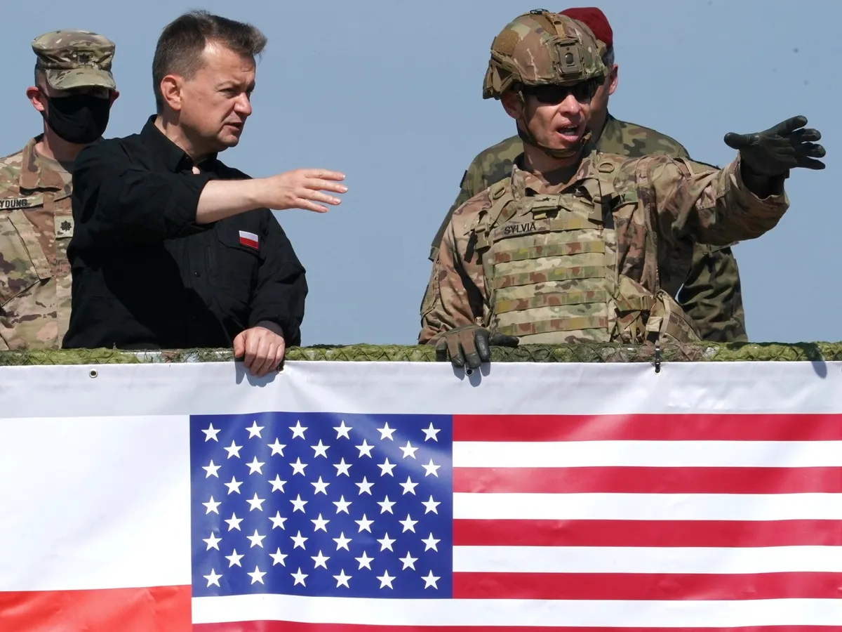 Sstrategul șef al Pentagonului, general de armată Brett Sylvia (drp) -  Foto: Profimedia Images