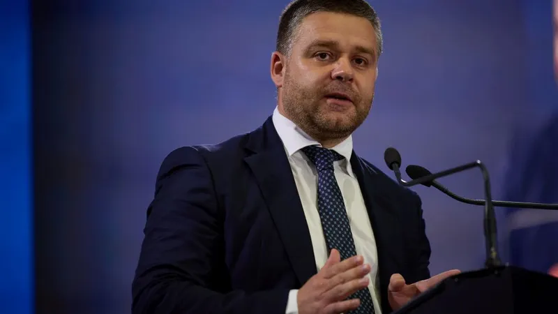 Ciprian Ciucu: La şedinţa Coaliţiei despre Anghel Saligny nu a câştigat nici Bolojan, nici Grindeanu - Foto: INQUAM PHOTOS/Codrin Unici